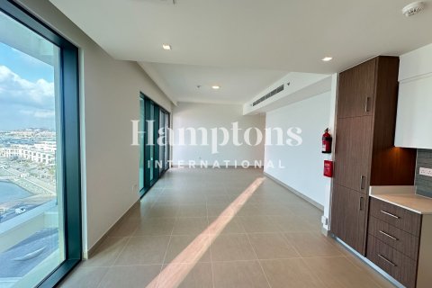 Appartement te huur in Mina Rashid, Dubai, VAE 3 slaapkamers, 153.15988580 vr.m., nr 662044 - foto 16