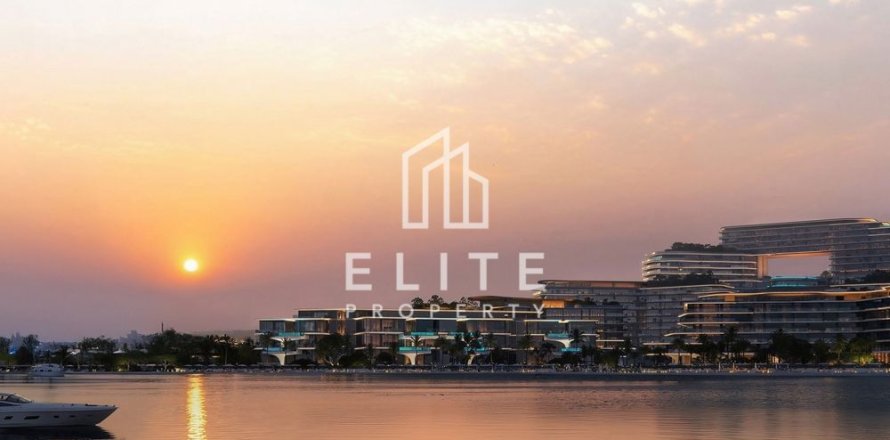 Ático en Dubai, EAU 3 dormitorios, 509 m² № 736273