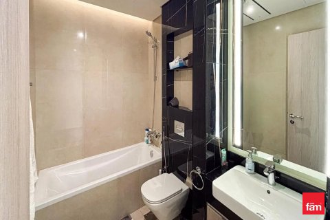 Lägenhet till försäljning i Dubai, UAE 2 sovrum, 140.5 kvm Nr. 687331 - fotografi 17
