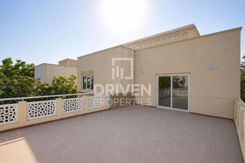 Meadows, Dubai, BAE’de kiralık villa 3 yatak odası, 560.39 m&sup2; No 759724 - fotoğraf 22
