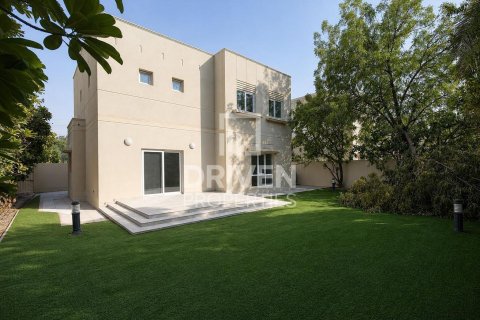 Meadows, Dubai, BAE’de kiralık villa 3 yatak odası, 560.39 m&sup2; No 759724 - fotoğraf 25