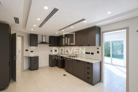 Meadows, Dubai, BAE’de kiralık villa 3 yatak odası, 560.39 m&sup2; No 759724 - fotoğraf 14