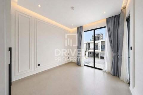 Casa urbana para arrendamento em Tilal Al Ghaf, Dubai, EAU 4 quartos, 221.67 m2 № 759723 - foto 10