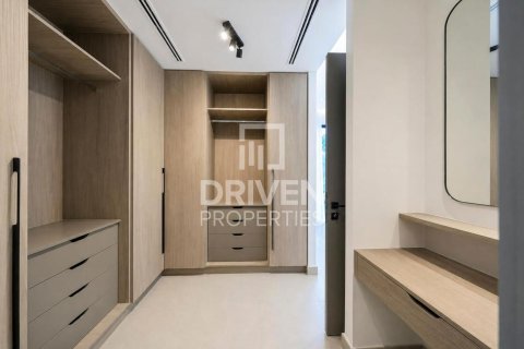 Casa urbana para arrendamento em Tilal Al Ghaf, Dubai, EAU 4 quartos, 221.67 m2 № 759723 - foto 19