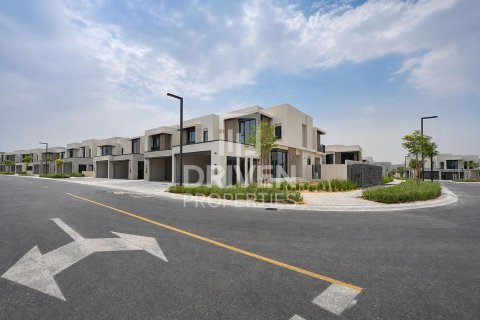 Huvila Jebel Ali, Dubai, Arabiemiraatit 4 makuuhuonetta, 456.71 m2 № 759720 - kuva 2