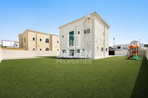 فيلا للإيجار في Nadd Al Sheba، دبي، الإمارات العربية المتحدة 5 غرفة نوم ، 1360.01 متر مربع ، رقم 759719 - صورة 28