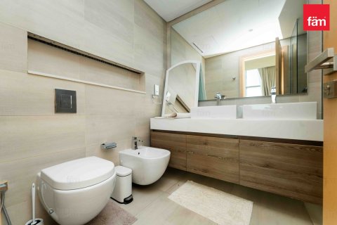 Apartment in Downtown Dubai (Downtown Burj Dubai), UAE 3 bedrooms, 223.2 sq.m. № 634904 - photo 21