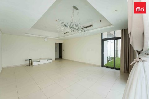Apartment in Downtown Dubai (Downtown Burj Dubai), UAE 3 bedrooms, 223.2 sq.m. № 634904 - photo 3