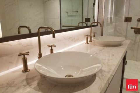 Apartmen di Downtown Dubai (Downtown Burj Dubai), UAE 3 bilik tidur, 295.7 meter persegi № 634909 - foto 20