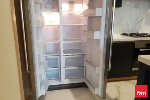 Apartmen di Downtown Dubai (Downtown Burj Dubai), UAE 3 bilik tidur, 295.7 meter persegi № 634909 - foto 13