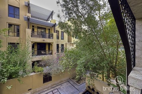 Old Town, Dubai, संयुक्त अरब अमीरात में अपार्टमेंट, 1 बेडरूम, 81 वर्ग मीटर, संख्या 679423 - फ़ोटो 9