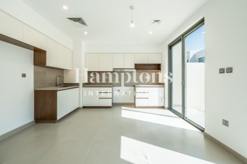 טאונהאוס להשכרה ב Arabian Ranches 2, Dubai, איחוד האמירויות  4 חדרי שינה, 273.68945091 מ"ר, מספר 669338 - תמונה 12