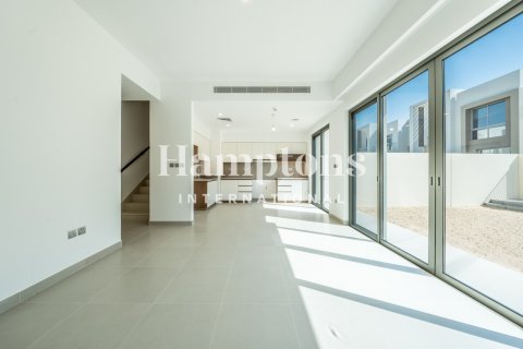טאונהאוס להשכרה ב Arabian Ranches 2, Dubai, איחוד האמירויות  4 חדרי שינה, 273.68945091 מ"ר, מספר 669338 - תמונה 14