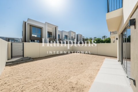 טאונהאוס להשכרה ב Arabian Ranches 2, Dubai, איחוד האמירויות  4 חדרי שינה, 273.68945091 מ"ר, מספר 669338 - תמונה 5