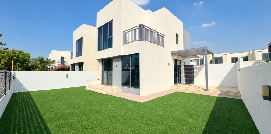 Dubai Hills Estate、Dubai、UAEにあるタウンハウス 4ベッドルーム、229.56 m2 No768853