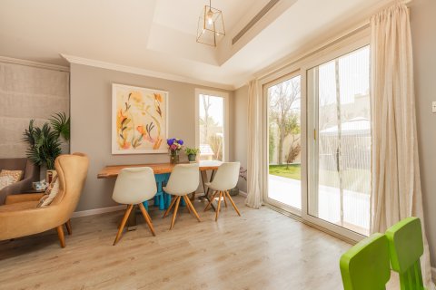 Üürile anda ridamaja asukohaga The Springs, Dubai, AÜE: 3 magamistoaga, 367.98 m² Nr 768850 - pilt 9