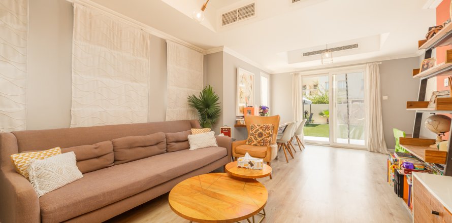 Ridamaja asukohaga The Springs, Dubai, AÜE: 3 magamistoaga, 367.98 m² Nr 768850