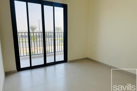 Villa in Dubai South (Dubai World Central), Dubai, UAE 3 bedrooms, 177.17 sq.m. № 747315 - photo 10