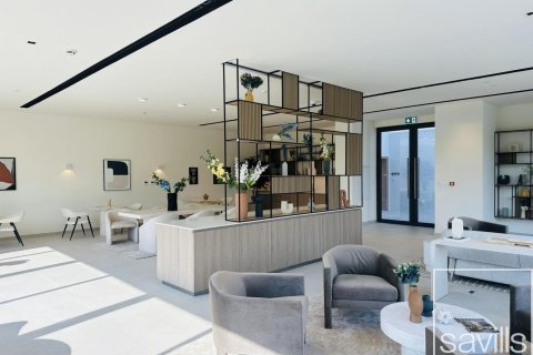 Villa in Dubai South (Dubai World Central), Dubai, UAE 3 bedrooms, 177.17 sq.m. № 747315 - photo 1
