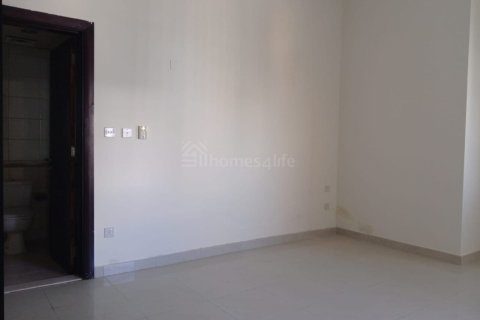 Apartmen di Jumeirah Lake Towers, Dubai, UAE 2 bilik tidur, 86 meter persegi № 700114 - foto 12