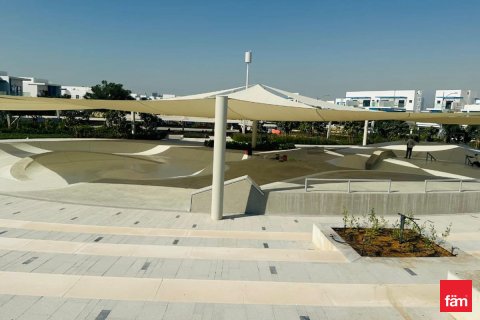 Vilë në Dubai, Emiratet e Bashkuara Arabe 4 dhoma gjumi, 144 m2. № 702414 - Foto 15