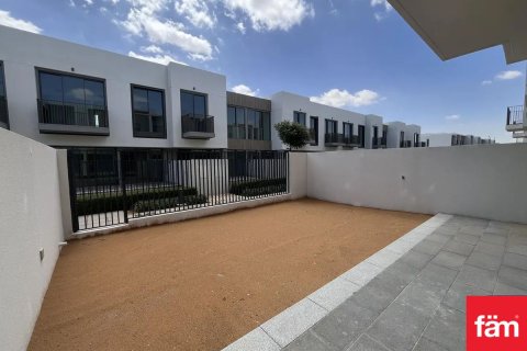 Villa en alquiler en Dubai, EAU 3 dormitorios, 174 m2 № 702441 - foto 13