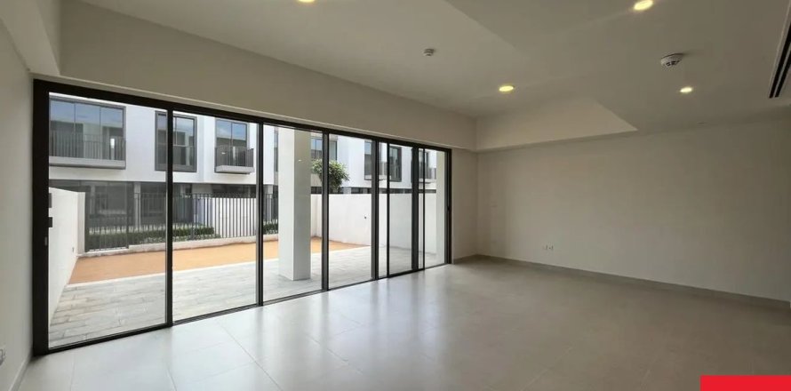 Villa en Dubai, EAU 3 dormitorios, 174 m² № 702441