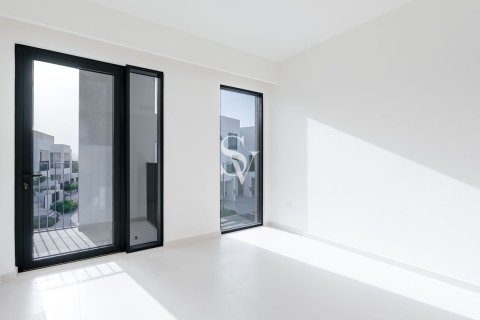 Villetta a schiera in vendita a Arabian Ranches 3, Dubai, EAU 3 camere da letto, 126 mq. № 714041 - foto 9