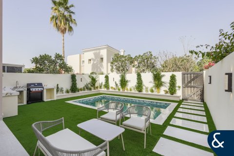 Arabian Ranches, Dubai, संयुक्त अरब अमीरात में विला, 4 बेडरूम, 228 वर्ग मीटर, संख्या 697904 - फ़ोटो 16