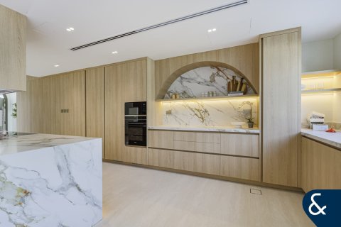 Arabian Ranches, Dubai, संयुक्त अरब अमीरात में विला, 4 बेडरूम, 228 वर्ग मीटर, संख्या 697904 - फ़ोटो 4