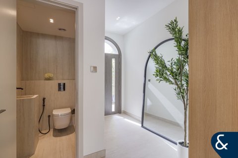 Arabian Ranches, Dubai, संयुक्त अरब अमीरात में विला, 4 बेडरूम, 228 वर्ग मीटर, संख्या 697904 - फ़ोटो 14