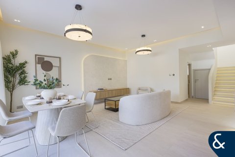 Arabian Ranches, Dubai, संयुक्त अरब अमीरात में विला, 4 बेडरूम, 228 वर्ग मीटर, संख्या 697904 - फ़ोटो 2