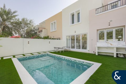 Arabian Ranches, Dubai, संयुक्त अरब अमीरात में विला, 4 बेडरूम, 228 वर्ग मीटर, संख्या 697904 - फ़ोटो 15