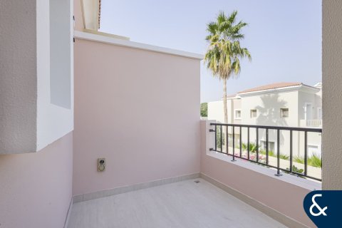 Arabian Ranches, Dubai, संयुक्त अरब अमीरात में विला, 4 बेडरूम, 228 वर्ग मीटर, संख्या 697904 - फ़ोटो 17