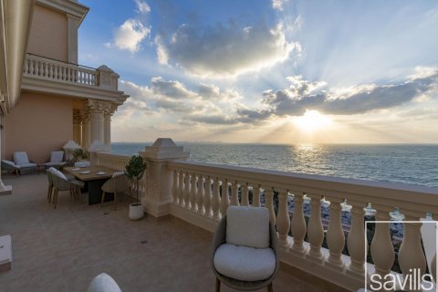 Apartment til salg i Palm Jumeirah, Dubai, UAE 1 soveværelse, 696.12 kvm № 761188 - foto 19