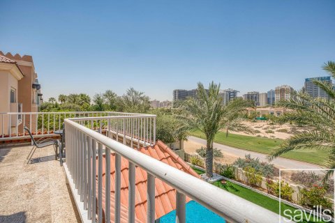 Vilë në Dubai Sports City, Dubai, Emiratet e Bashkuara Arabe 5 dhoma gjumi, 640.38 m2. № 761184 - Foto 25