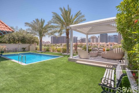 Vilë në Dubai Sports City, Dubai, Emiratet e Bashkuara Arabe 5 dhoma gjumi, 640.38 m2. № 761184 - Foto 29