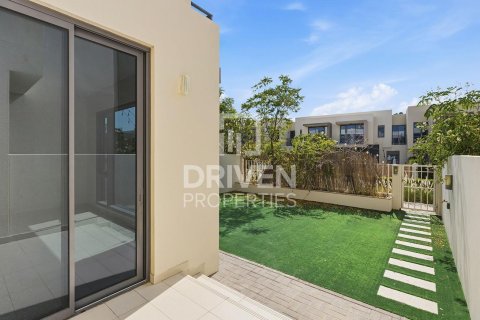 Villa en alquiler en Dubai Hills Estate, Dubai, EAU 3 dormitorios, 192.5 m2 № 744849 - foto 24