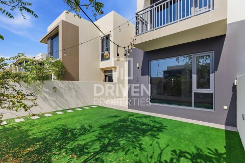Vila u gradu Dubai Hills Estate, Dubai, UAE 3 spavaće sobe, 192.5 m2 Br. 744849