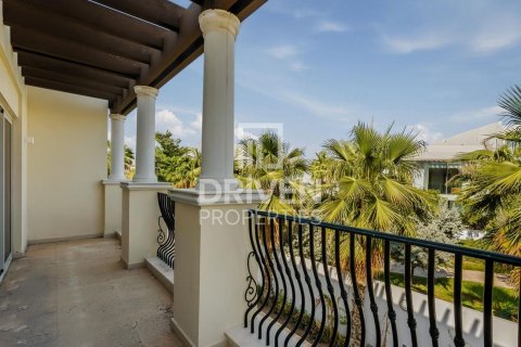 Vilë në Mohammed Bin Rashid City, Dubai, Emiratet e Bashkuara Arabe 5 dhoma gjumi, 779.08 m2. № 744847 - Foto 29