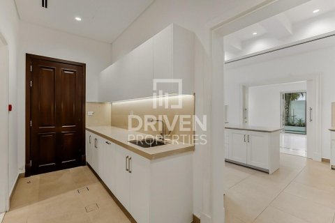 Vilë në Mohammed Bin Rashid City, Dubai, Emiratet e Bashkuara Arabe 5 dhoma gjumi, 779.08 m2. № 744847 - Foto 10