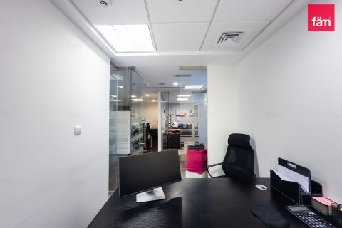 Büroraum zur Miete in Business Bay, Dubai, VAE 81.5 m2 Nr. 705972 - Foto 11