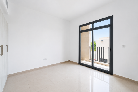 Rumah bandar di Al Tai, Sharjah, UAE 3 bilik tidur, 182.93 meter persegi № 748257 - foto 11