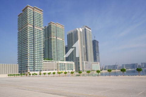 Apartment in Dubai Harbour, Dubai, UAE 1 bedroom, 66 sq.m. № 701140 - photo 11