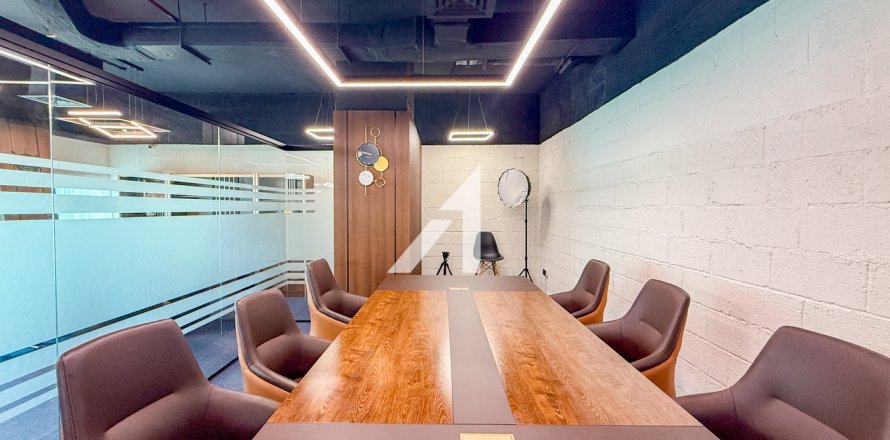 Oficiu în Business Bay, Dubai, EAU 134 mp.  №701137