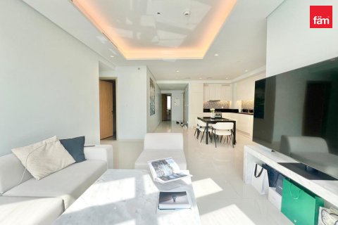 Appartamento a Business Bay, Dubai, EAU 2 camere da letto, 123.3 mq. № 760353