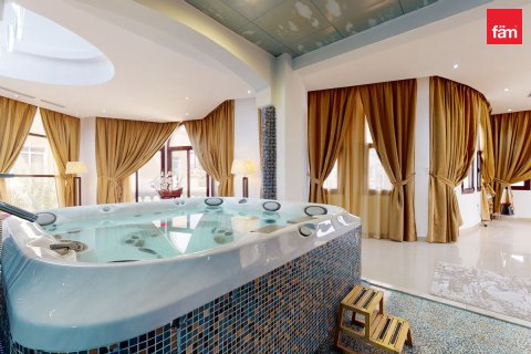 Villa para arrendamento em Dubai, EAU 8 quartos, 1723.6 m2 № 760352 - foto 18