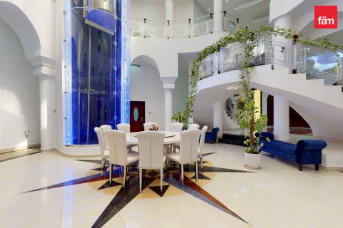 Villa para arrendamento em Dubai, EAU 8 quartos, 1723.6 m2 № 760352 - foto 13