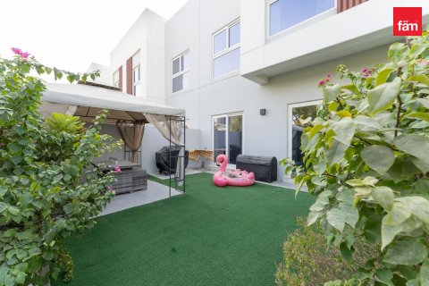 Villa para arrendamento em Dubai, EAU 3 quartos, 163 m2 № 760348 - foto 12