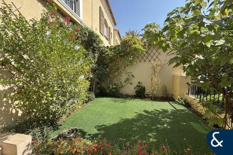 Városi lakóépület itt: Dubai Investment Park, EAE, 4 hálószoba, 388 m², azonosító: 671446 - fénykép 18